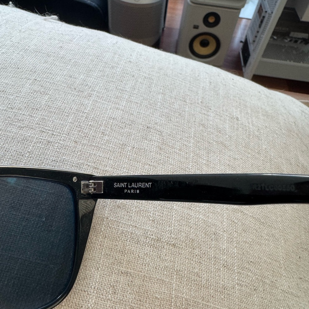 Saint Laurent Black Sunglasses Combi - Picture 3 of 6